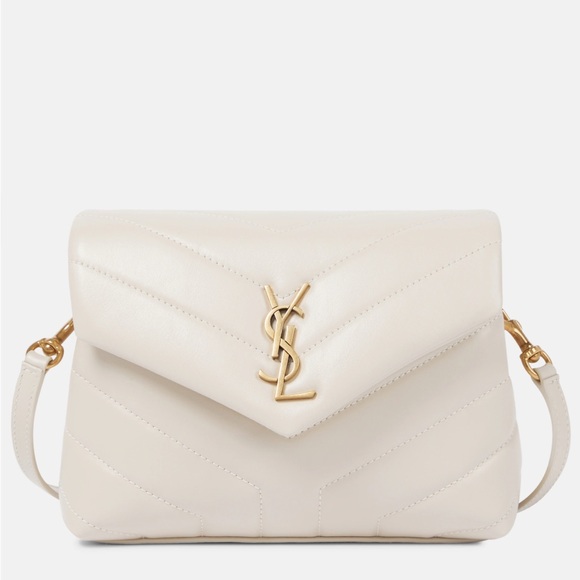 Yves Saint Laurent Handbags - YSL LOULOU TOY STRAP BAG IN QUILTED "y"
LEATHER🤍